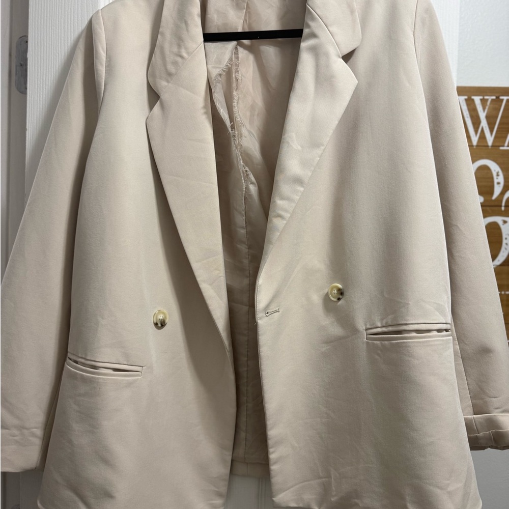 Anne Klein Cream Blazer